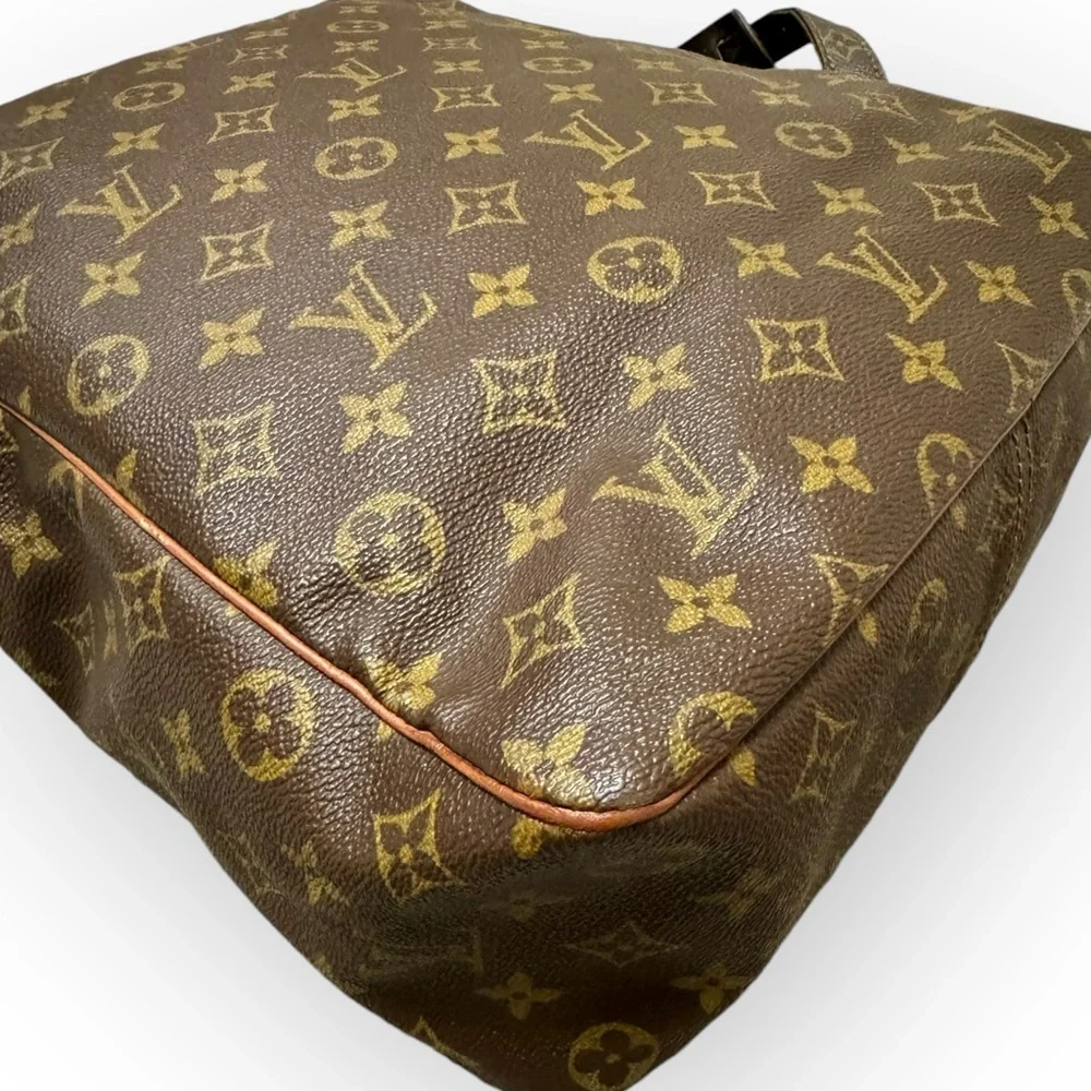 LOUIS VUITTON 1982 Monogram Marceau GM Messenger Crossbody Bag